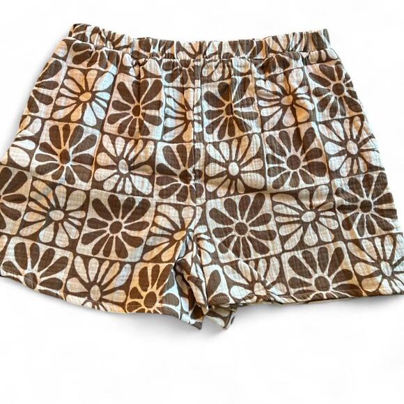 Girls Daisy Print 2 Piece Set - Picture 2 of 3